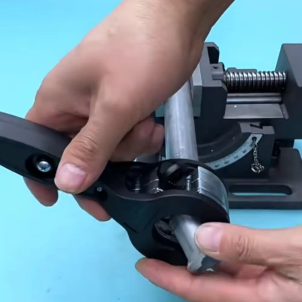 1 szt. Obcinak do rur z grzech – Pipe Cutter Ratchet recenzja i cena